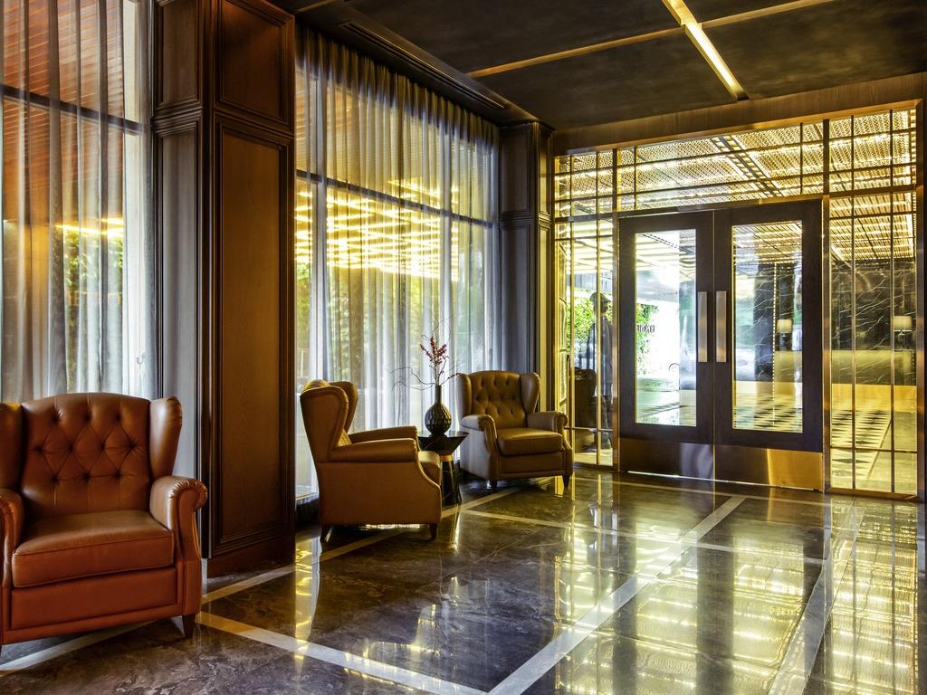 Metropolis Suites Bangkok, Tapestry Collection By Hilton Kültér fotó