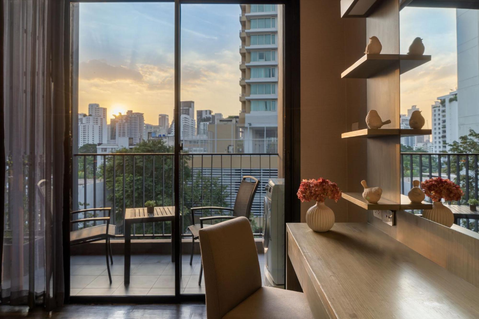 Metropolis Suites Bangkok, Tapestry Collection By Hilton Kültér fotó