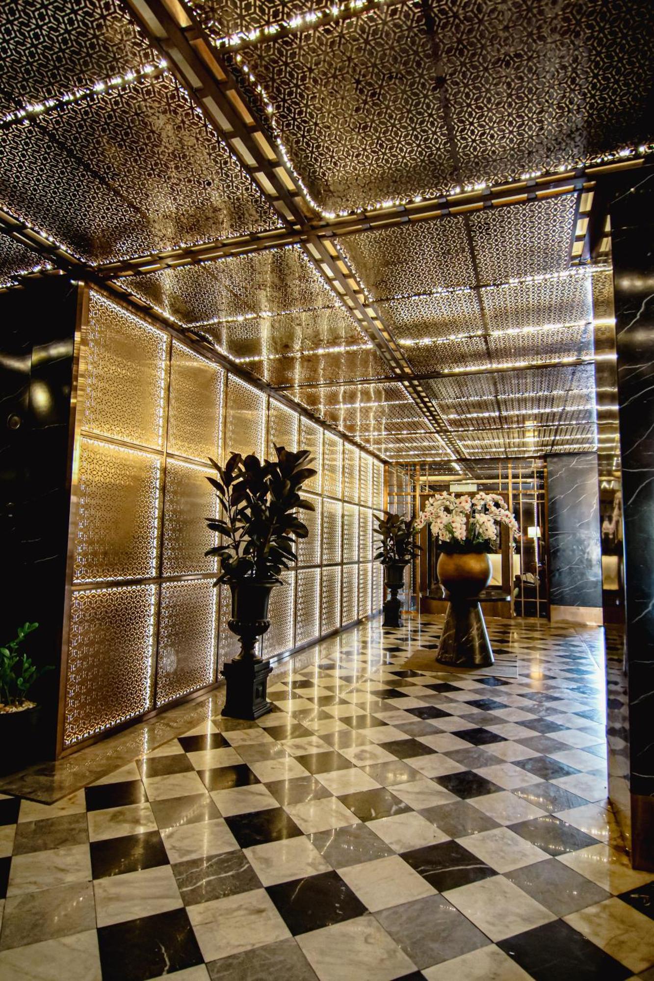 Metropolis Suites Bangkok, Tapestry Collection By Hilton Kültér fotó